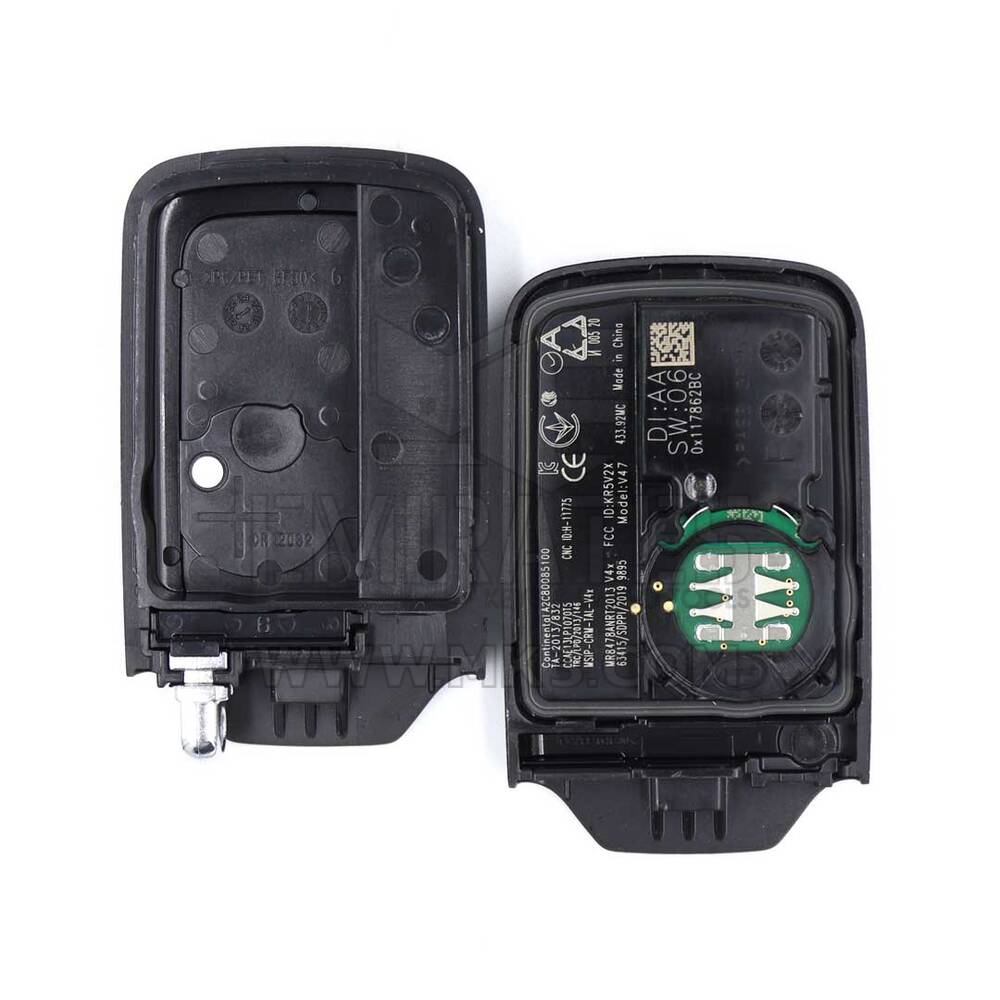 Like New Without Box Honda Accord Sport 2018 Smart Remote Key 2 Buttons 433Mhz OEM Part Number: 72147-T5A-G04 | Emirates Keys